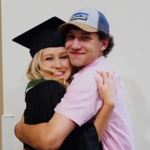 Meet your Posher, Kelsi